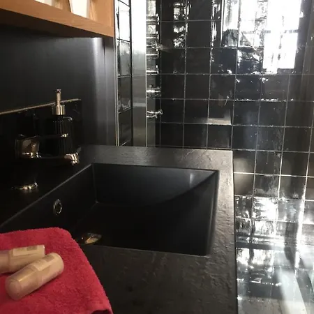 Chambre d'hôte vue imprenable sur Cité - Villa Rose Couette-café *
